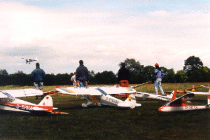 Schleppmaschine von Andreas Fricke im Landeanflug